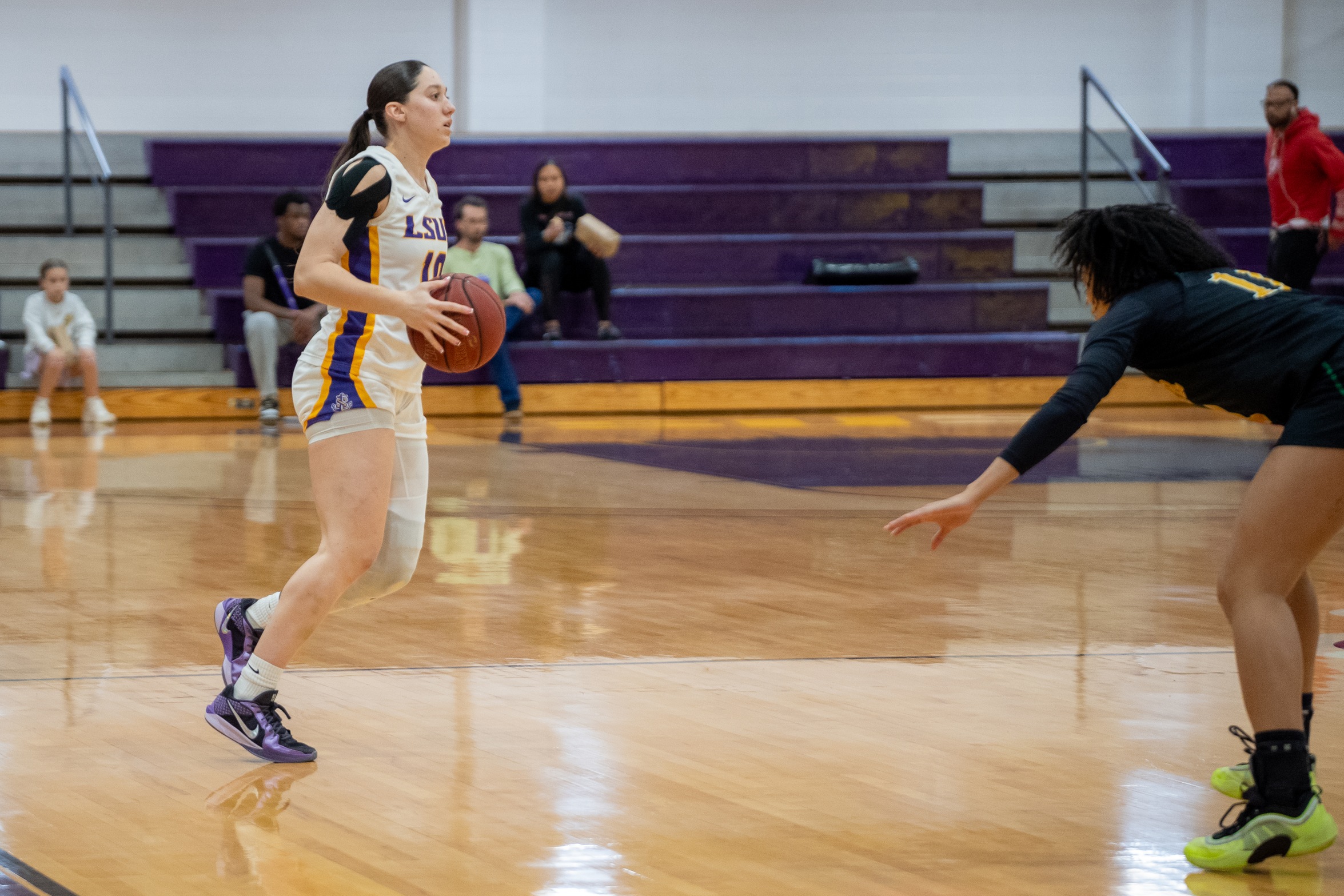No. 1 LSUS Advances to RRAC Championship with 79-68 Win Over Xavier